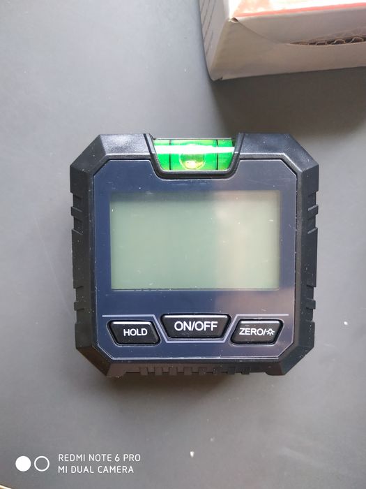 продам угломер цифровой. кутомір цифровий.