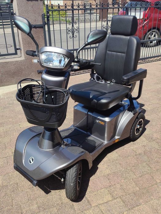 Wózek inwalidzki o napędzie elektrycznym Rider II Stan idealny