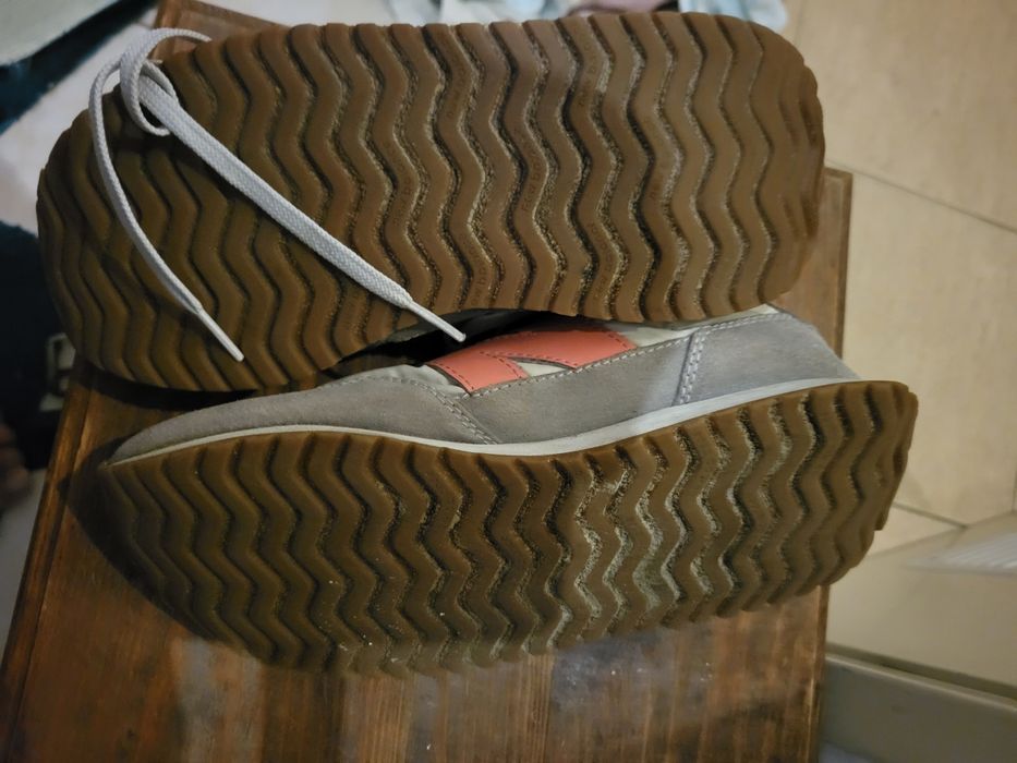 Buty damskie New Balance 40