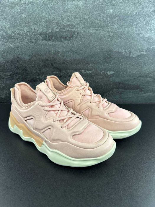 Нові шкіряні кросівки Ecco оригінал (36)