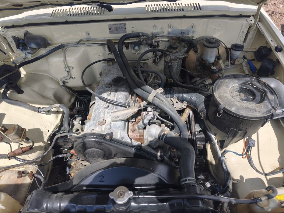Toyota hillux 2.4D 1989