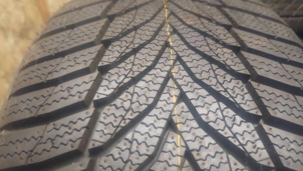 225.40.18 nexen winguard sport 2 leżaki magazynowe