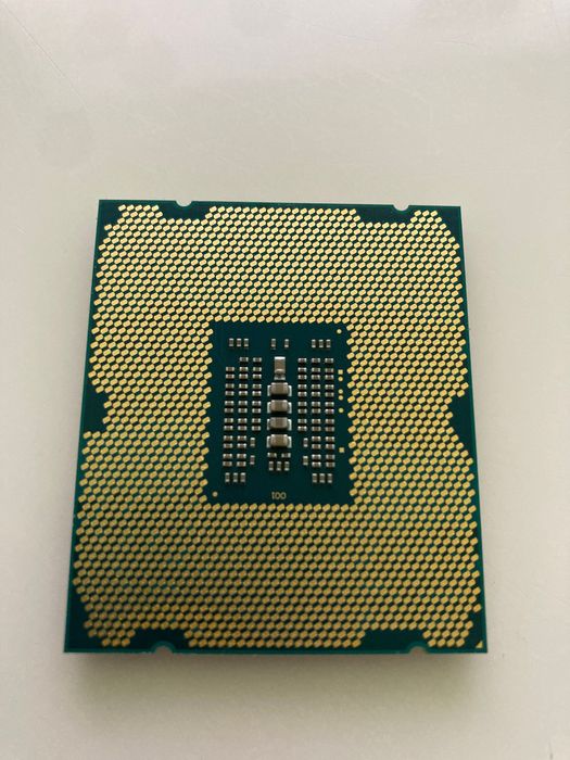 Procesor Intel i7 4820K 3,7GHz