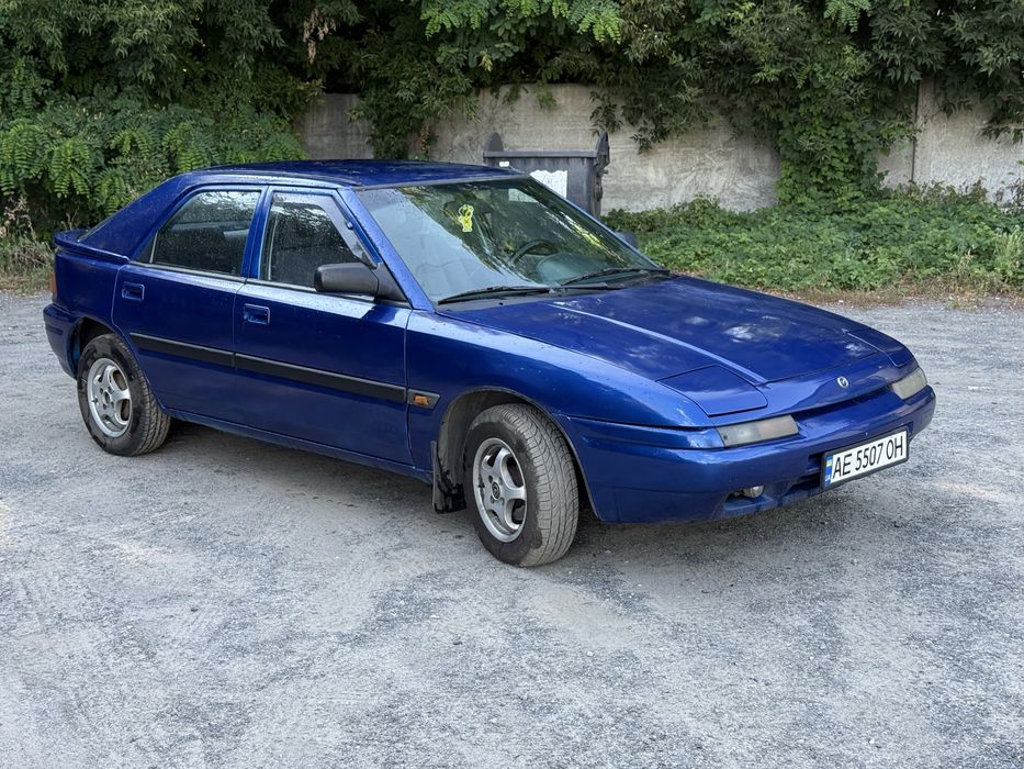 Mazda 323F 1.6 газ/бенз. 1993 года. Офомление.