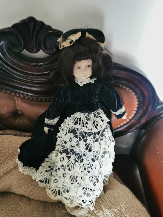 Bonecas em porcelana