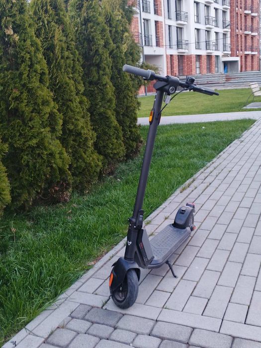 продамо електро самокат їде 22км .годину користувалися 4місяці купляли новим є упаковка