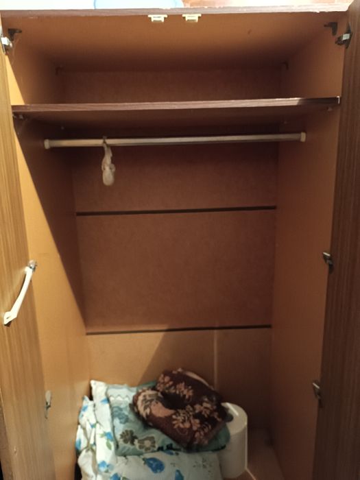 Продам шкаф  б/у