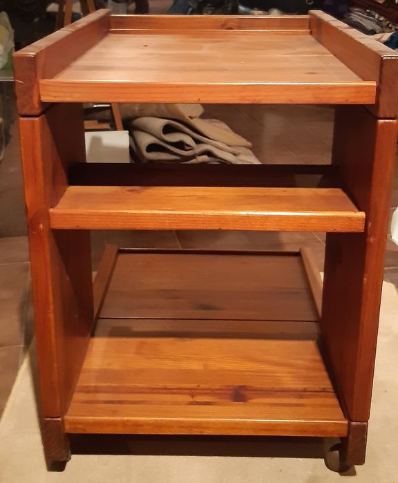 Móvel carrinho de bebidas