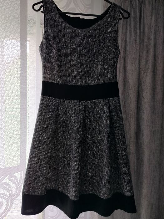 Elegancka sukienka r.s