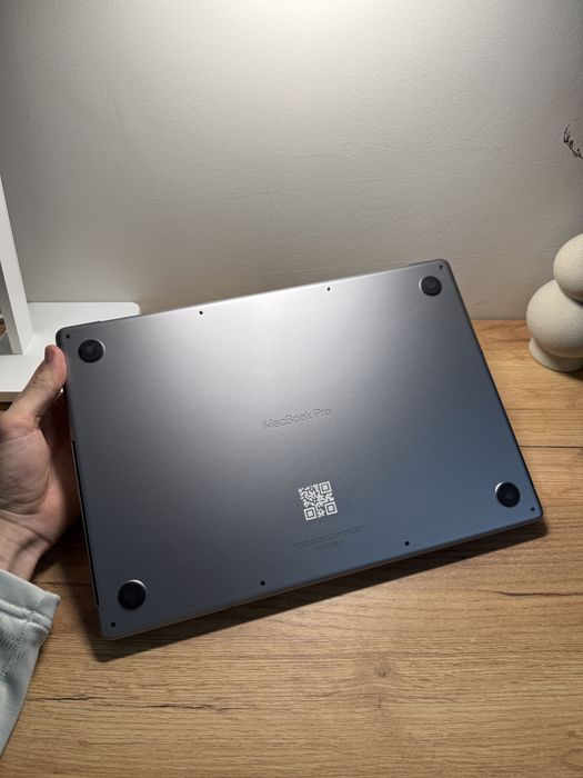 MacBook Pro 16 2021 M1 Max 32GB 1TB 96%: 57 000 грн. - Ноутбуки Рівне ...
