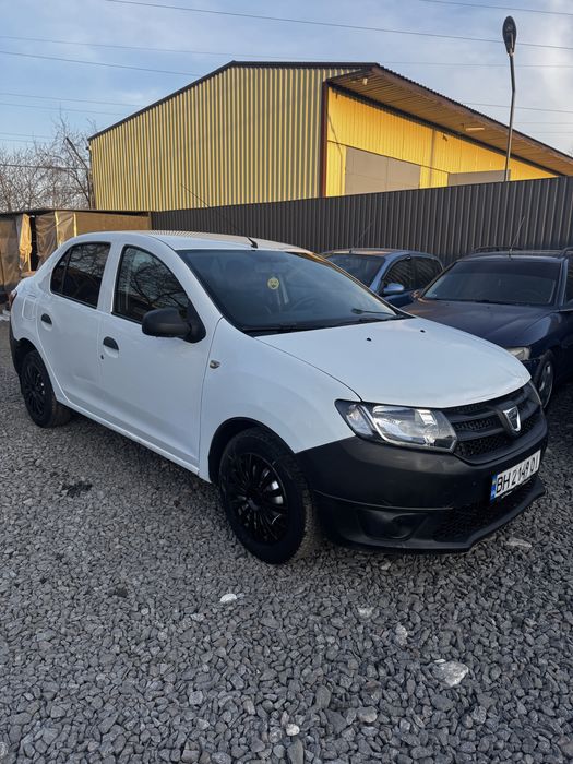 Продам Dacia Logan 2016 год 1.2л Газ-бензин