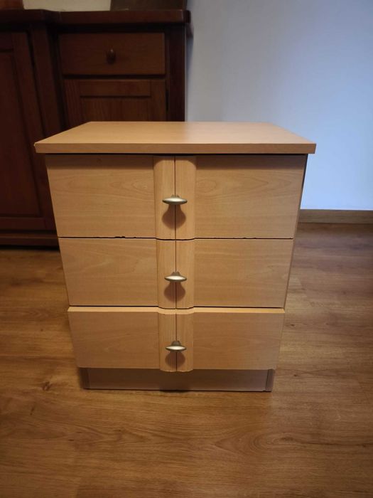 Comoda/Mesa Cabeceira 3 gavetas
