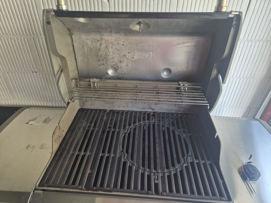 Grill Gazowy Weber Genesis 2