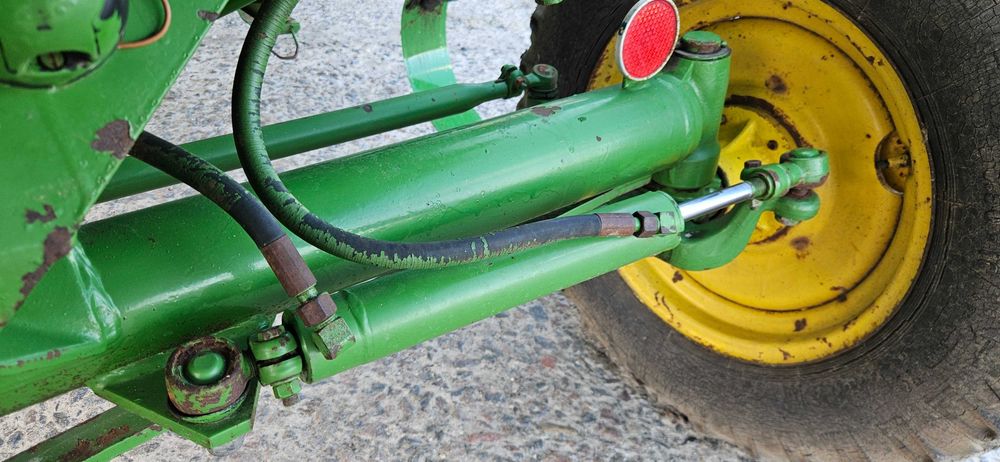 Комбайн зернозбиральний John Deere 1042 2.6m