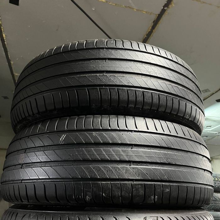 Пара літньої гуми 205/60/16 , Michelin