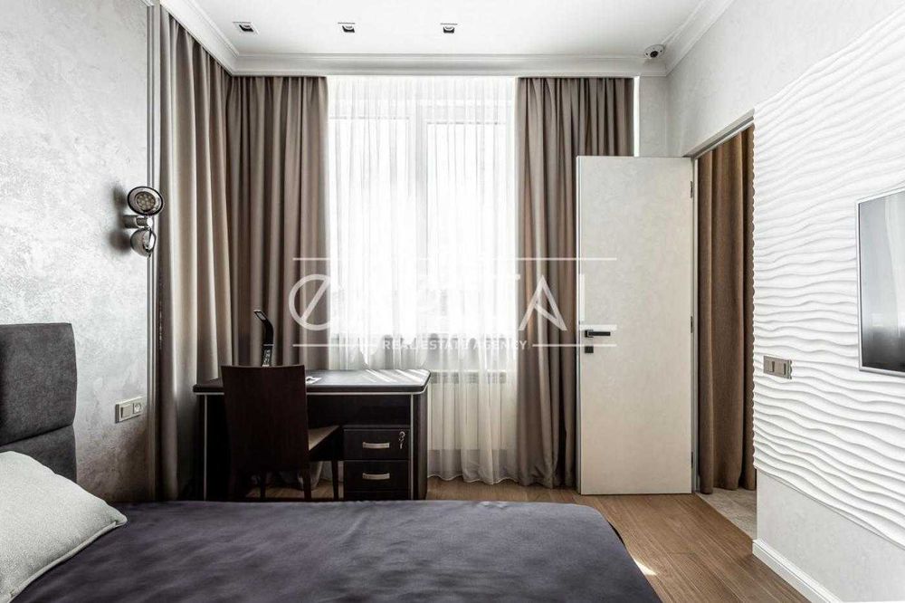 ПРОДАЖ дизайнерської квартири в ЖК ROYAL TOWER, Центр