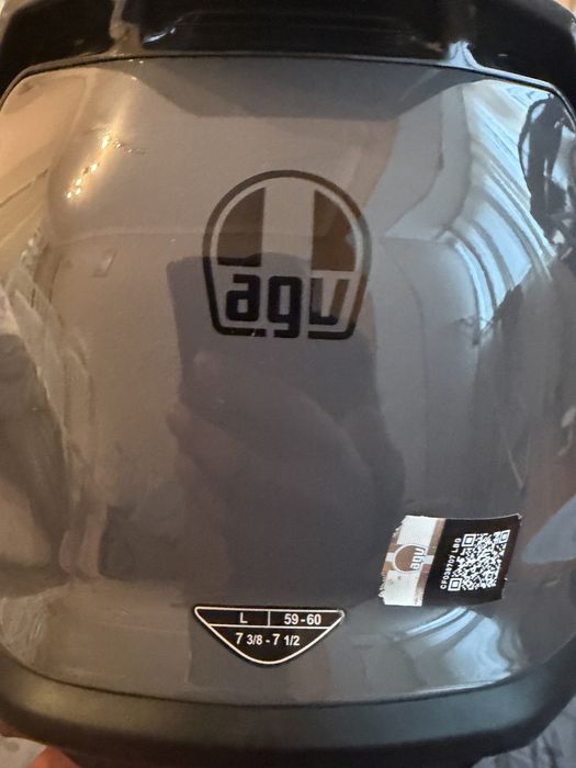 Шлем Agv k7 серого цвета L