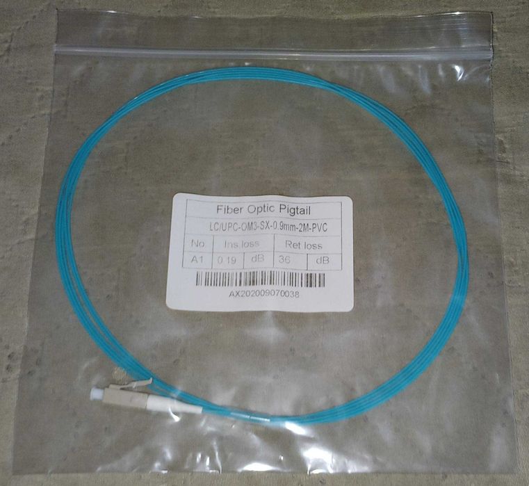 Cabo Fibra Óptica Pigtail 2m LC UPC OM3 SX 0.9mm PVC