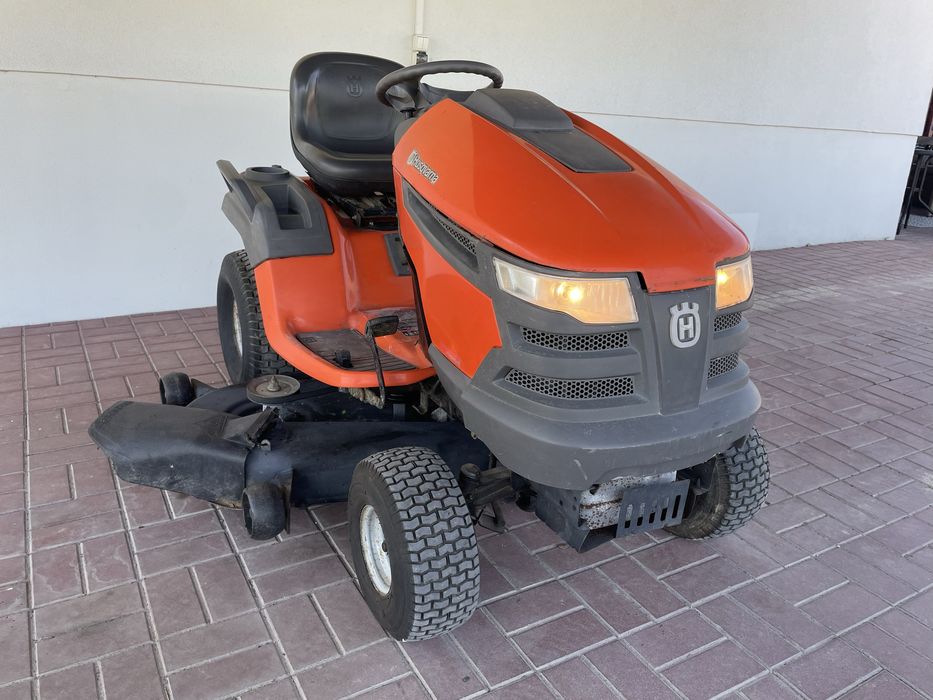 Mocny Traktorek Kosiarka Husqvarna YTH2454T V2 24KM Briggs 130cm tempomat hydro