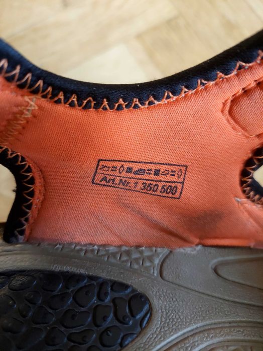 Sandały dziecięce 38 - Memhis One (Deichmann)