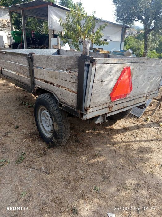 Reboque agrícola