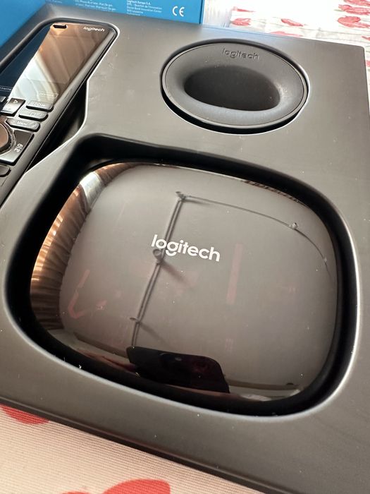 Logitech Harmony Elite pilot uniwersalny