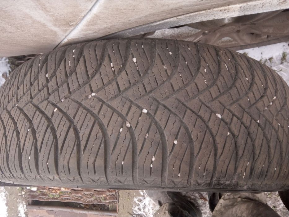 Отличная резина r-16
