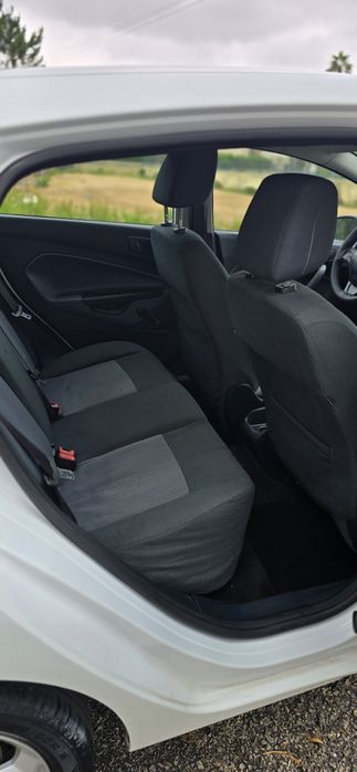 Ford fiesta 1.4Tdci 75cv - 2010