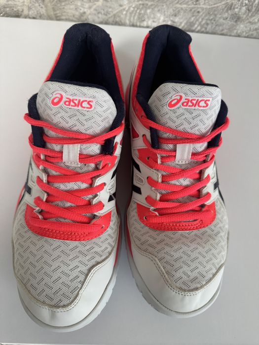Кросівки asics 39,5