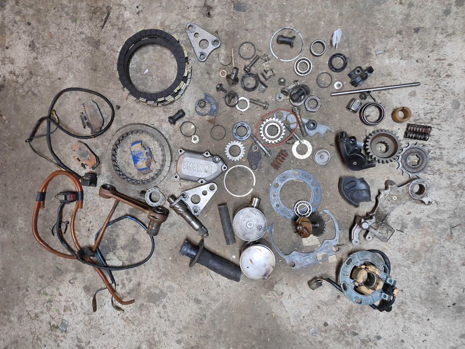 Części Yamaha yz 125 250 yzf 250 yz 426f 400 skrzynia półkarter kopka