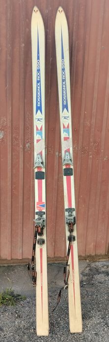 Skis em bom estado