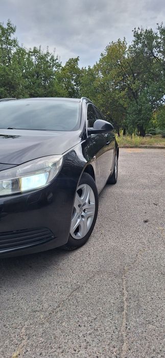 Продам Opel insignia