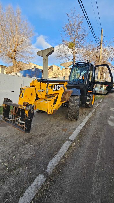 Продам навантажувач телескопічний  JCB 540-140 2018 року