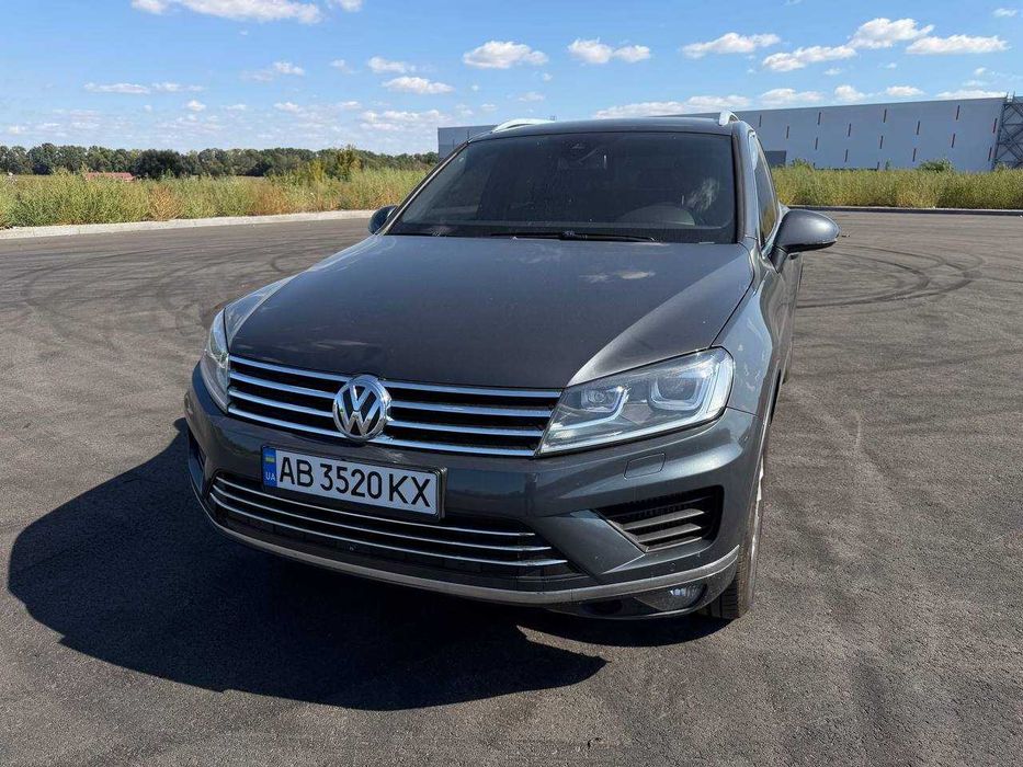 Продам Volkswagen Touareg 2015 року. V6 3.0 TDI, 193 кВт / 262 к.с.,  автомат, повний привід та пневмопідвіска.