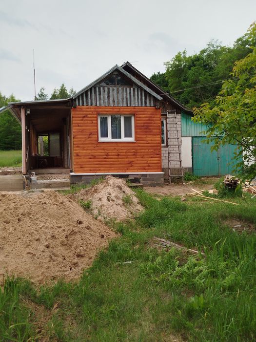 Продам будинок та землю