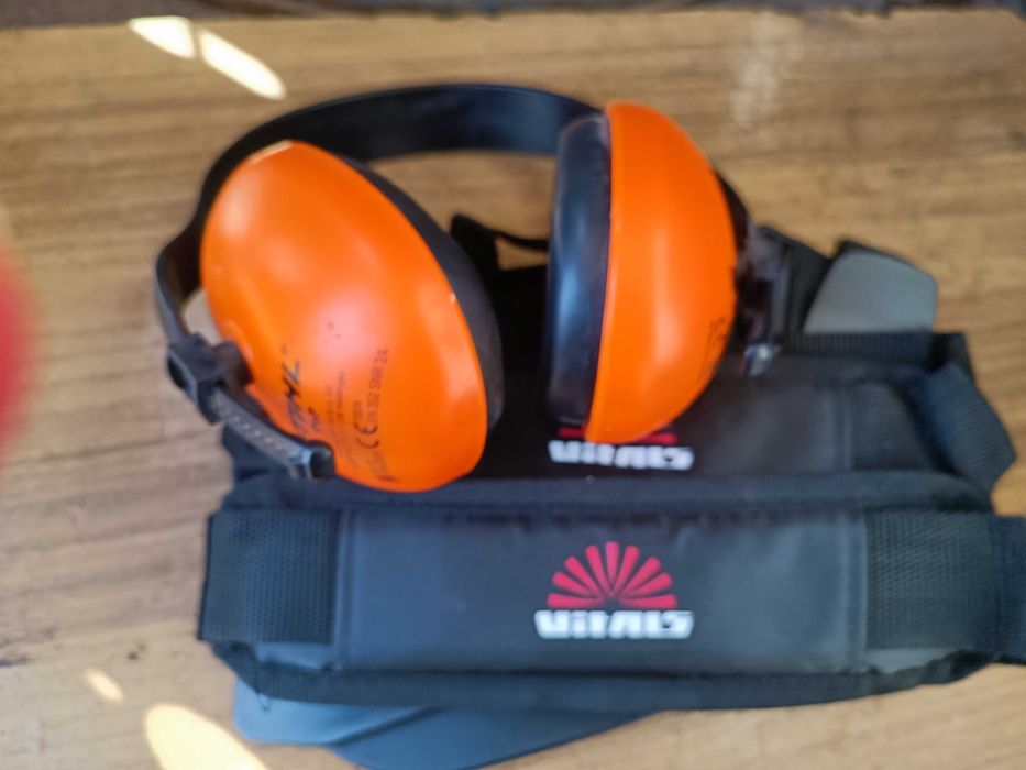 Ремінь мотокоси Vitals, навушники Stihl