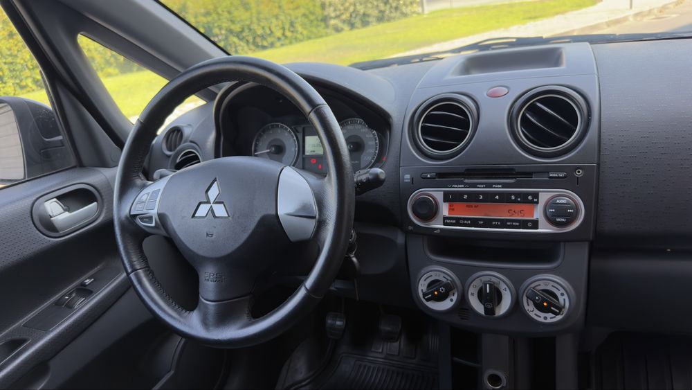 Mitsubishi colt Ar condicionado