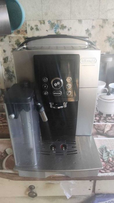 Кофемашина Delonghi cappuccino