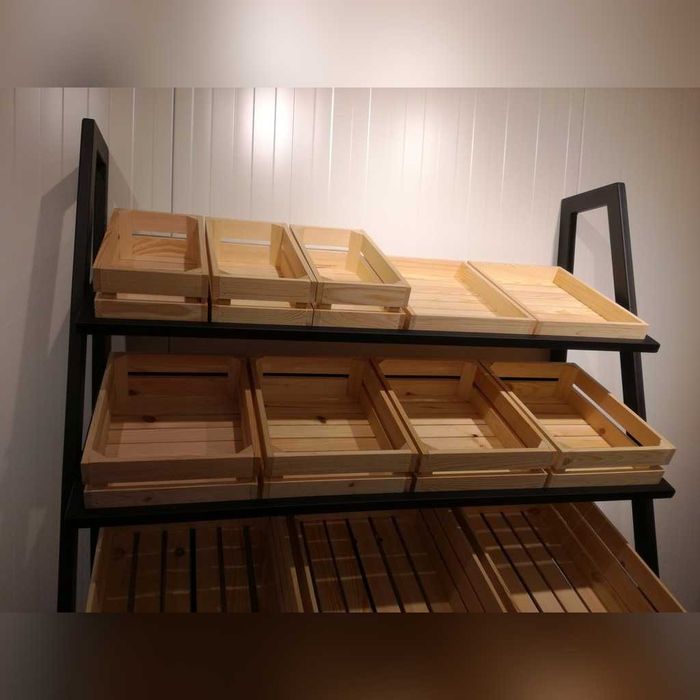 Regały ekspozycyjne na warzywa i owoce