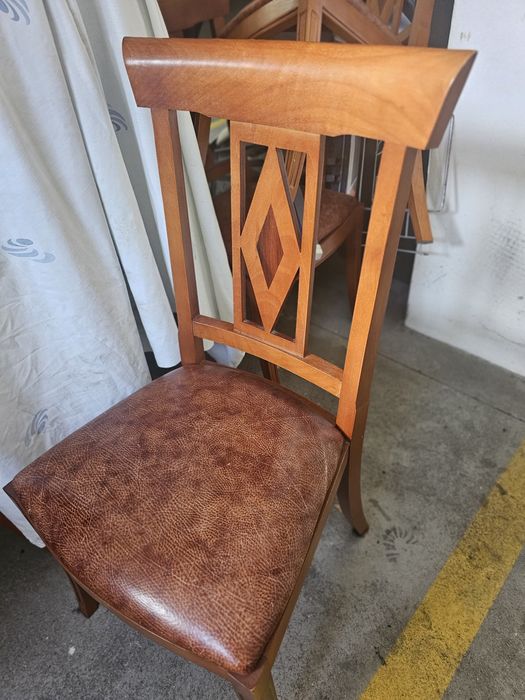 4 Cadeiras em cerejeira