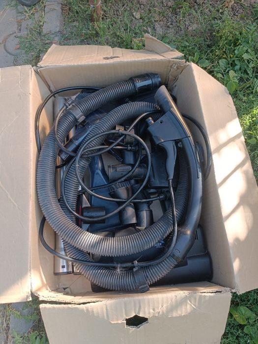 Миючий пилосос LG Cyking V-K9761 NDU