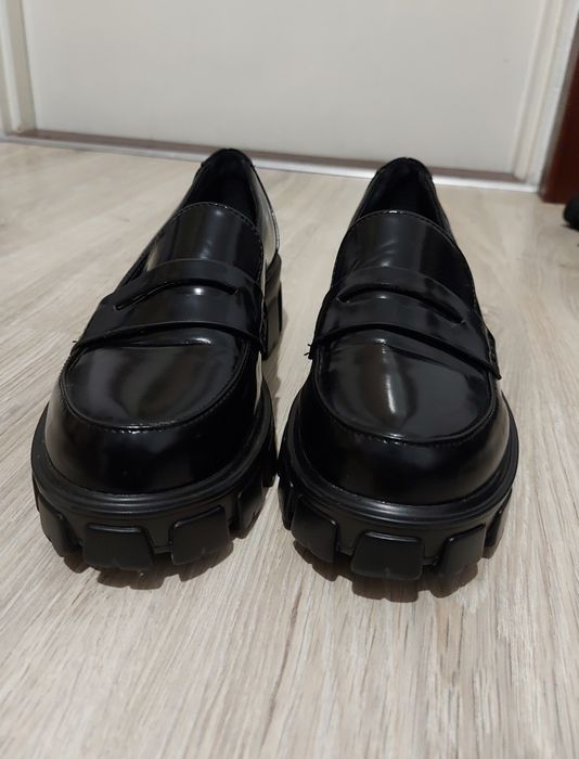 Czarne skórzane mokasyny półbuty na platformie DEICHMANN