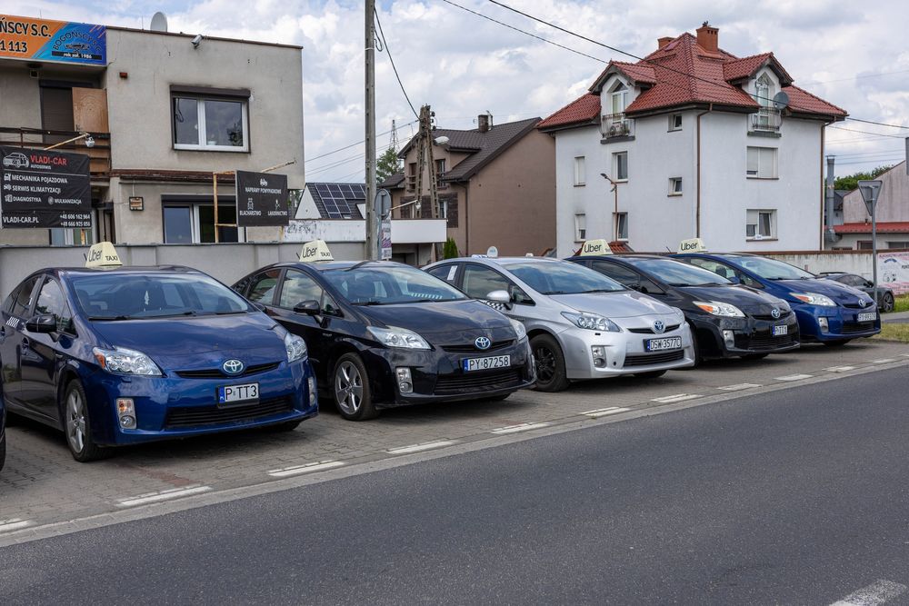 Wynajem samochodów, Auto wypożyczalnia Uber Bolt Freenow Partner TAXI