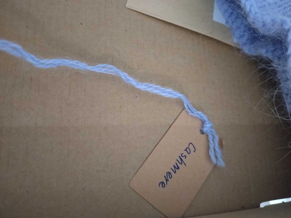 100% kaszmir.delikatny komin blue