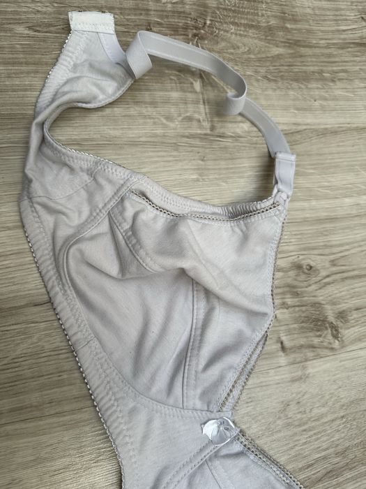 Biustonosz do karmienia 95D bialy/ecru