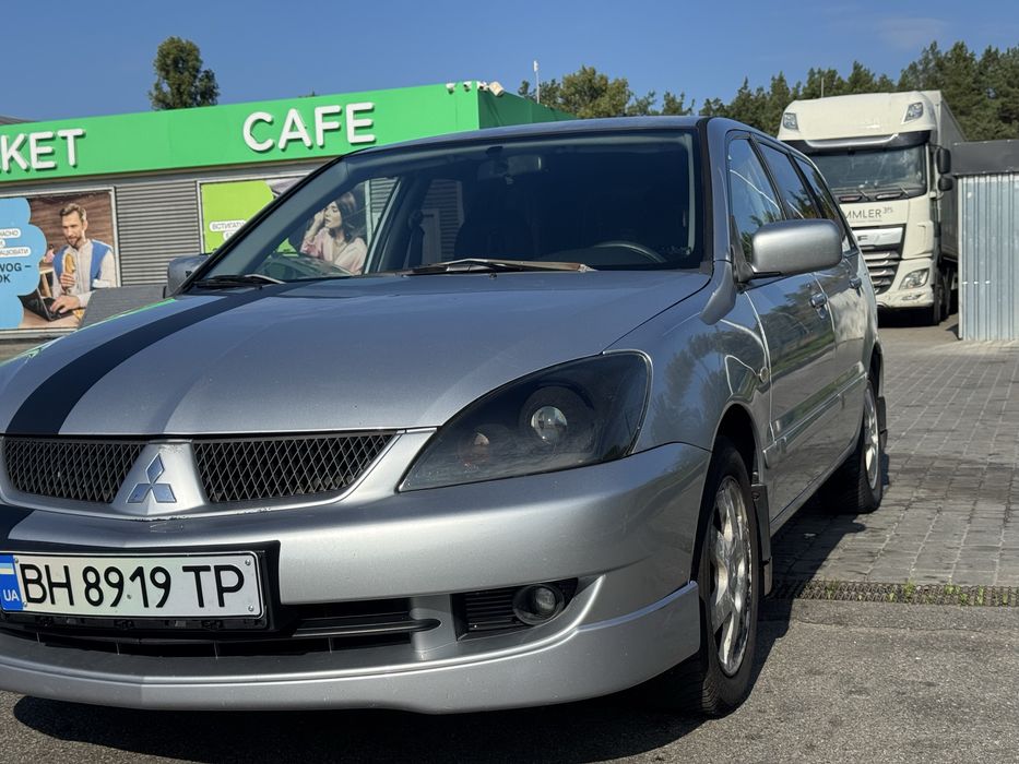 Mitsubishi Lancer 2006 Универсал • Газ/Бензин • Механика