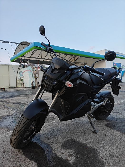 Электрический мотоцикл HECHT STRATIS BLACK