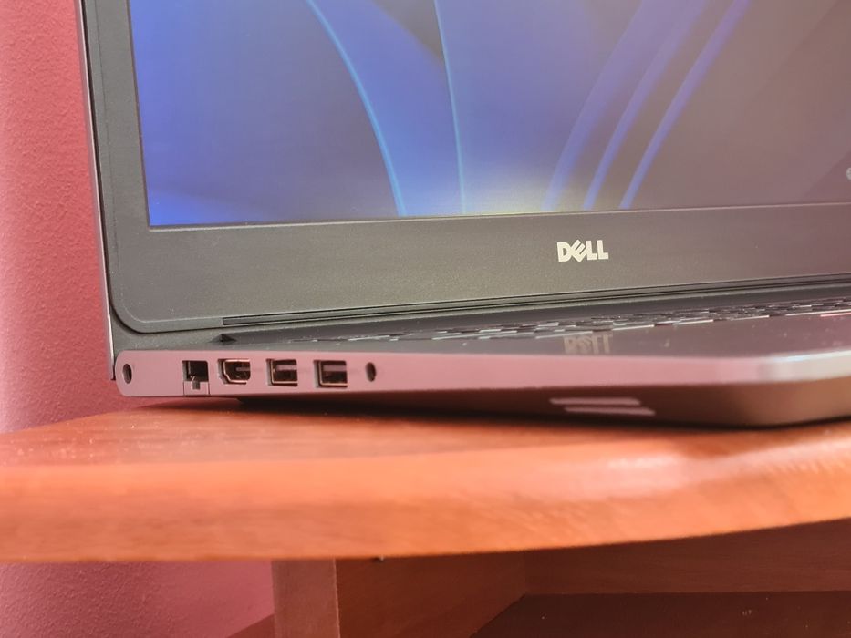 DeLL Vostro 5468 i5 7200u 8/256