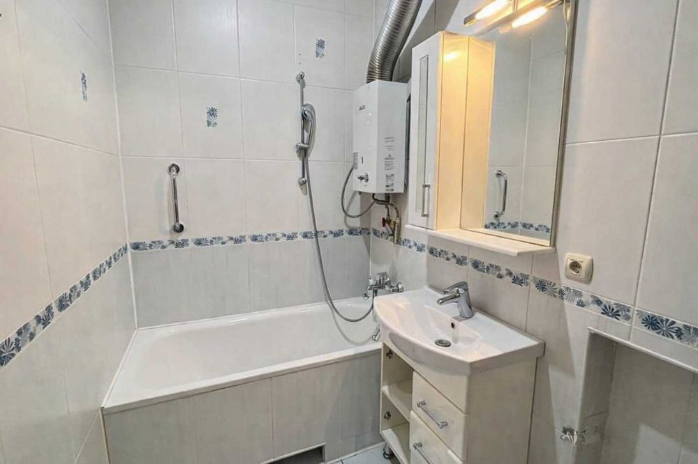 Продаж квартири на вул. Опільського