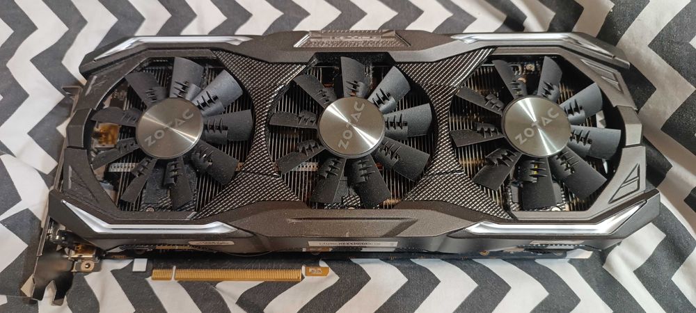 Karta graficzna GTX 1070 ti 8 GB amp extreme 256bit GDDR5